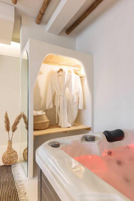 Gorgeous Room-jacuzzi-citycenter Apartment *