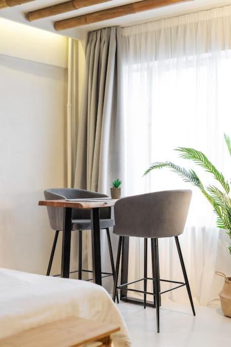 Gorgeous Room-jacuzzi-citycenter *