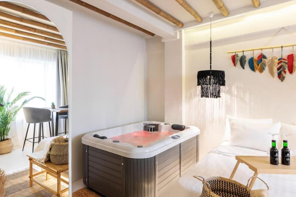 Apartment Gorgeous Room-jacuzzi-citycenter *